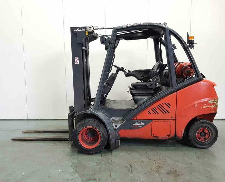 Linde Treibgasstapler H30T-02